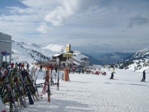 Skihütte in den Alpen