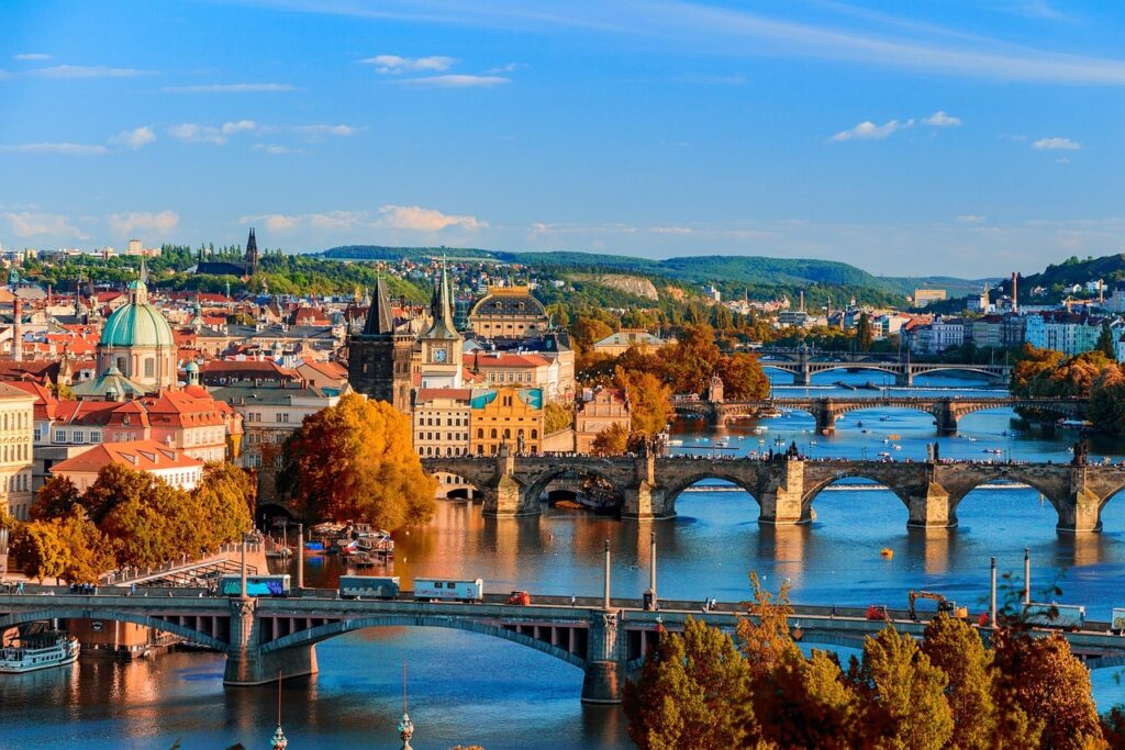 Brücken von Prag - (c) Jan Blanicky auf Pixabay